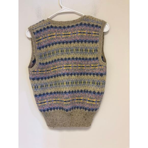 Hunting Horn Vintage 100% Wool Sleeveless Cardigan Size Medium - Picture 4 of 4